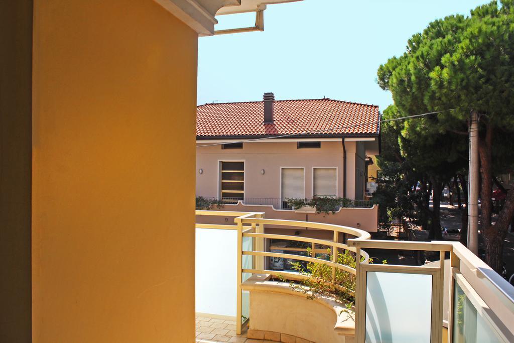 Hotel Royal Misano Adriatico Eksteriør billede