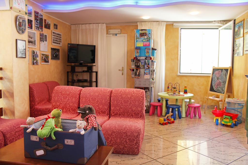 Hotel Royal Misano Adriatico Eksteriør billede